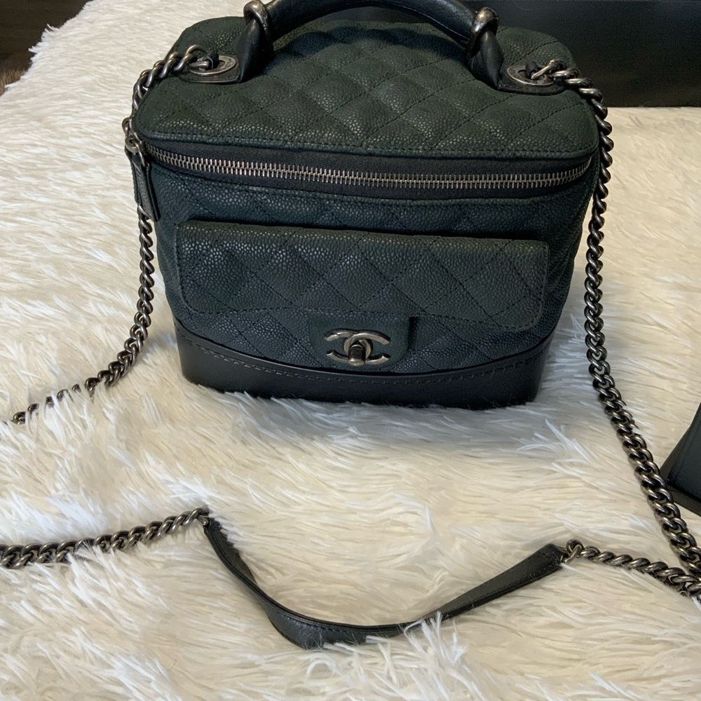 Chanel Black Quilted Vanity Bag Women